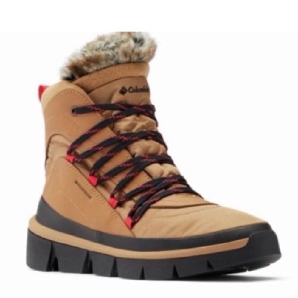 Après Ski Keetley Shorty Boot in Cognac + Red